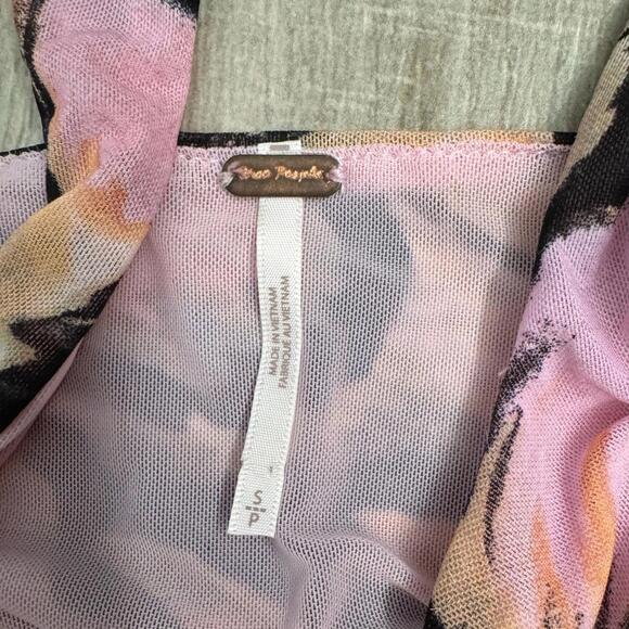 Free People Avenue Black Abstract Print Tie Sleeve Crop Tank Top- Size Small - Picture 5 of 6